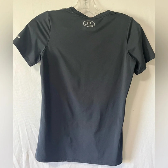 Under Armour Fitted Heat Gear Black Shirt Size YL - Picture 2 of 4